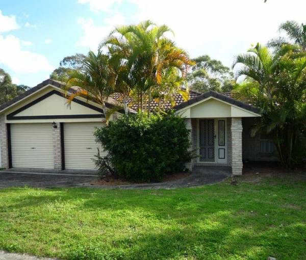 6 Isle Of Ely Drive, HERITAGE PARK, QLD 4118 AUS